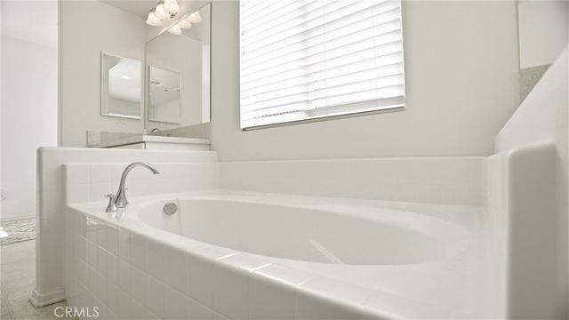 4727 W Vahan Court, Lancaster, CA 93536