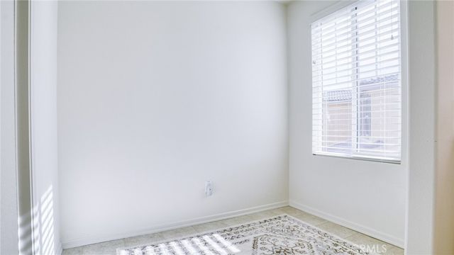 4727 W Vahan Court, Lancaster, CA 93536