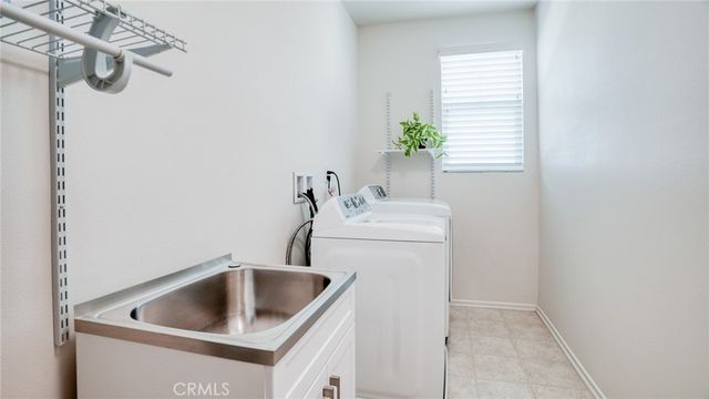4727 W Vahan Court, Lancaster, CA 93536