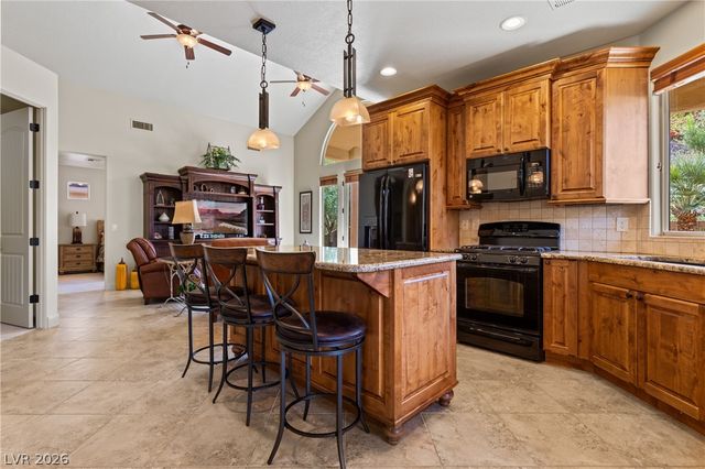 748 Tivoli Crescent Street, Mesquite, NV 89027