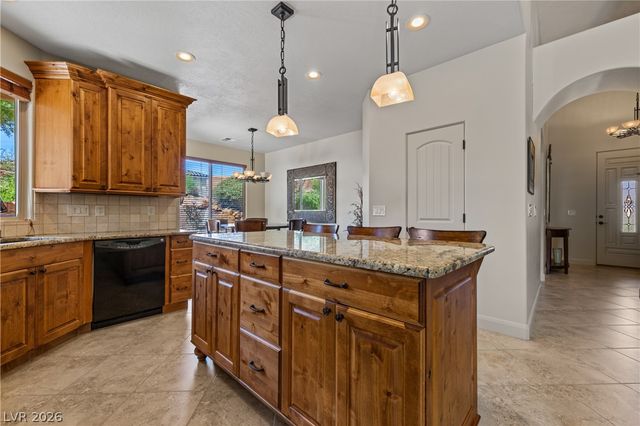 748 Tivoli Crescent Street, Mesquite, NV 89027