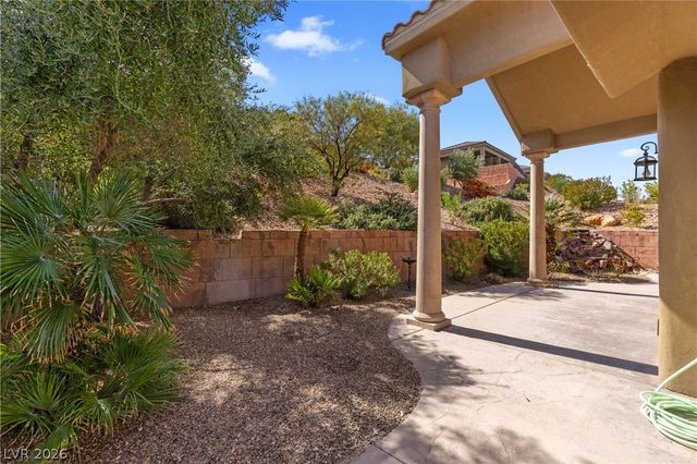 748 Tivoli Crescent Street, Mesquite, NV 89027