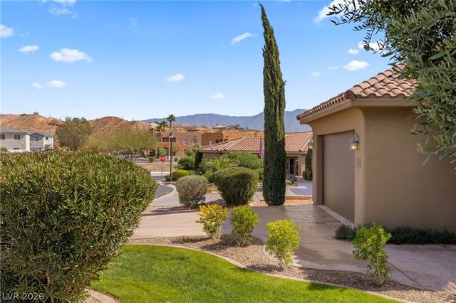 748 Tivoli Crescent Street, Mesquite, NV 89027