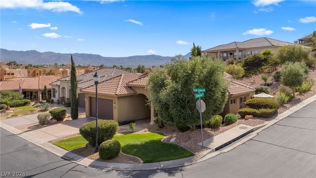 748 Tivoli Crescent Street, Mesquite, NV 89027