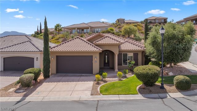 748 Tivoli Crescent Street, Mesquite, NV 89027