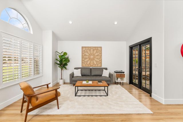 101 Coval Ct, Folsom, CA 95630