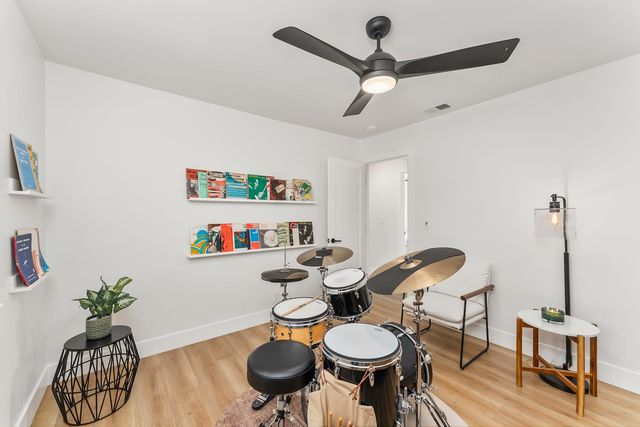 101 Coval Ct, Folsom, CA 95630