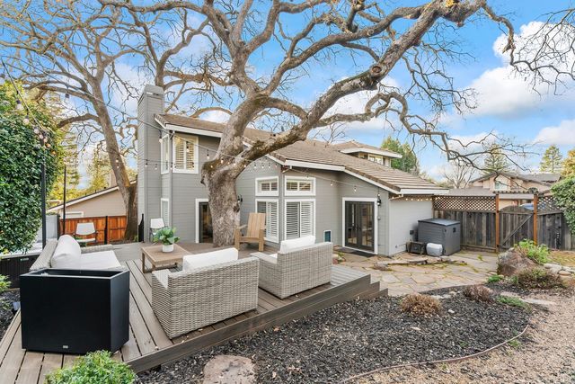 101 Coval Ct, Folsom, CA 95630