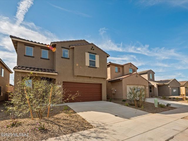 7021 W Jadewood Lane, Tucson, AZ 85757