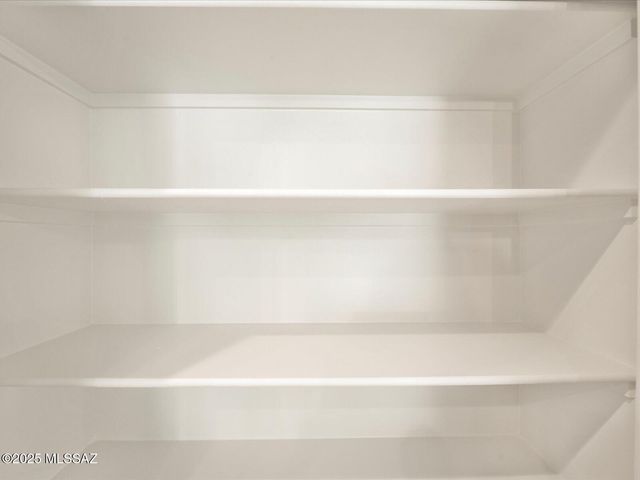 7021 W Jadewood Lane, Tucson, AZ 85757