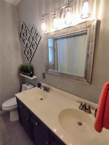 11914 Loomis DR, Austin, TX 78738