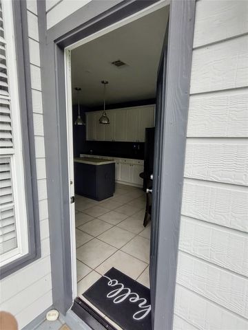 11914 Loomis DR, Austin, TX 78738