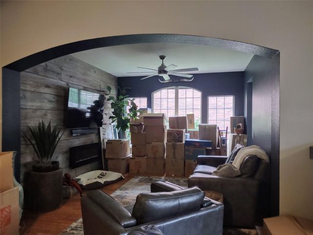 11914 Loomis DR, Austin, TX 78738