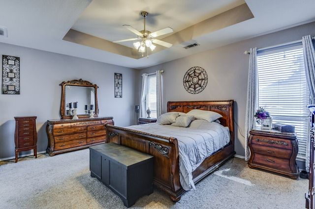 2715 Forest Lake Drive, Grand Prairie, TX 75052