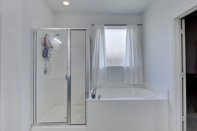 2715 Forest Lake Drive, Grand Prairie, TX 75052