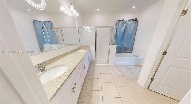 1817 Walnut Creek Drive, Kissimmee, FL 34744