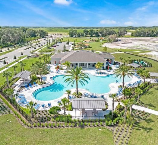 1817 Walnut Creek Drive, Kissimmee, FL 34744