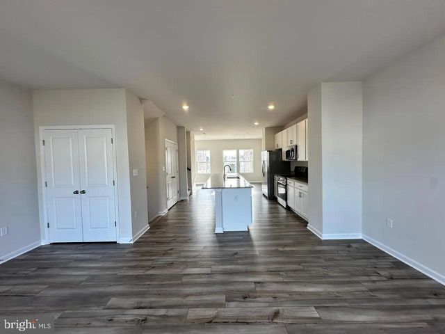 10997 BARNARD PL, White Plains, MD 20695