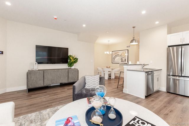 205 Romar Court, West Babylon, NY 11704