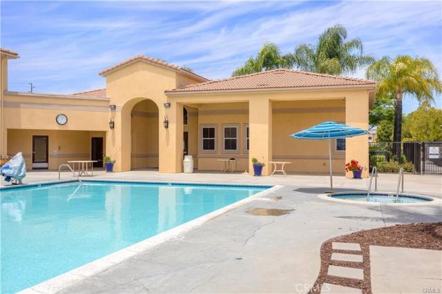 41410 Juniper Street 424, Murrieta, CA 92562
