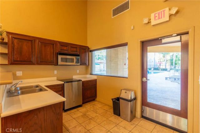 41410 Juniper Street 424, Murrieta, CA 92562
