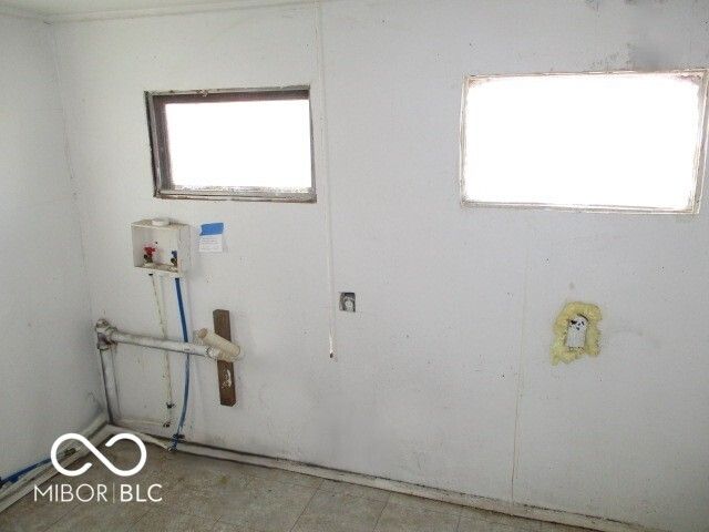 1053 W 35th Street, Indianapolis, IN 46208