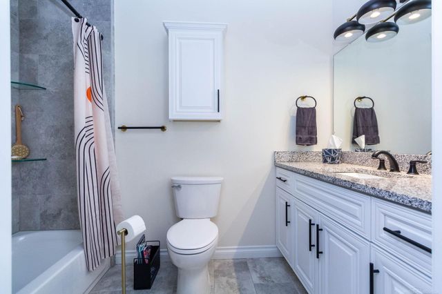 27489 Maryjane Lane W, Chesterfield Twp, MI 48047