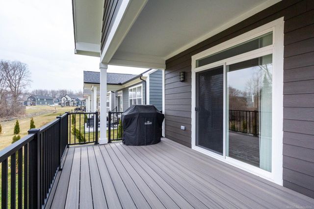 27489 Maryjane Lane W, Chesterfield Twp, MI 48047