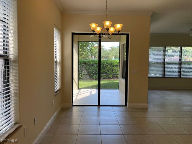 1307 Corso Palermo CT 3101, Naples, FL 34105