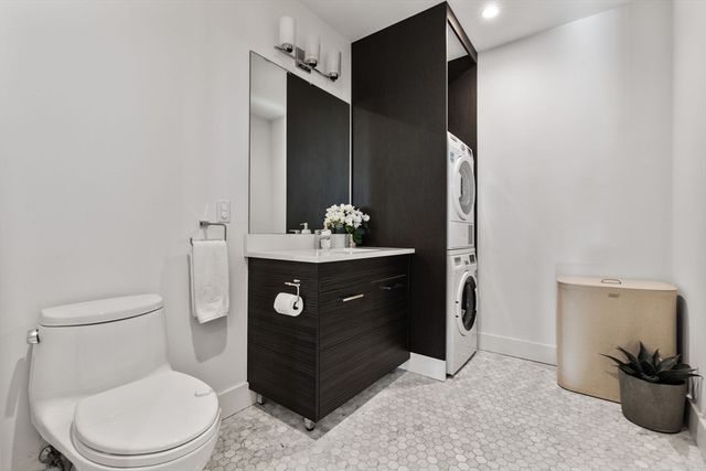 14 West Broadway 707, Boston, MA 02127