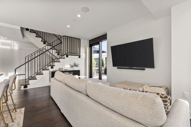 14 West Broadway 707, Boston, MA 02127