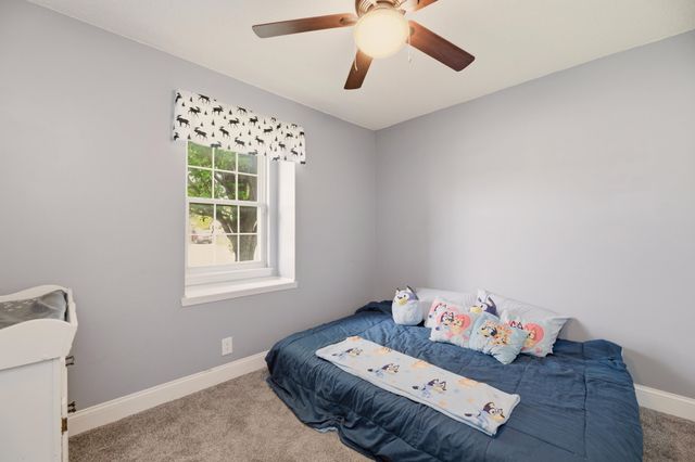 301 E Valley Park Dr, Valley Center, KS 67147