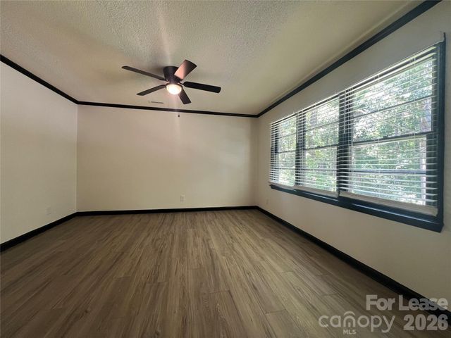 1214 Northwoods Drive, Kings Mountain, NC 28086