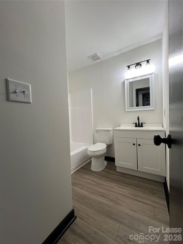 1214 Northwoods Drive, Kings Mountain, NC 28086