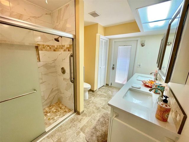 126 SANDSTONE CIRCLE, Venice, FL 34293