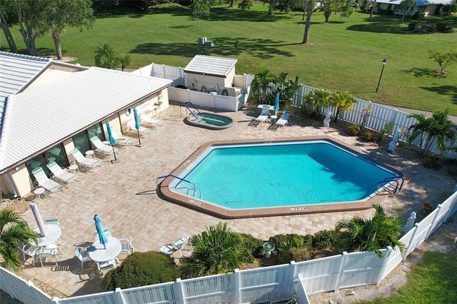 126 SANDSTONE CIRCLE, Venice, FL 34293