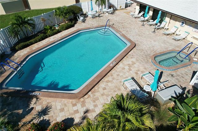 126 SANDSTONE CIRCLE, Venice, FL 34293