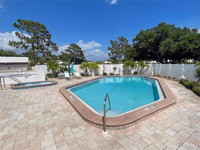 126 SANDSTONE CIRCLE, Venice, FL 34293