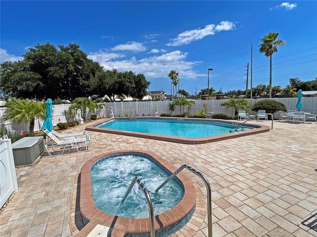 126 SANDSTONE CIRCLE, Venice, FL 34293