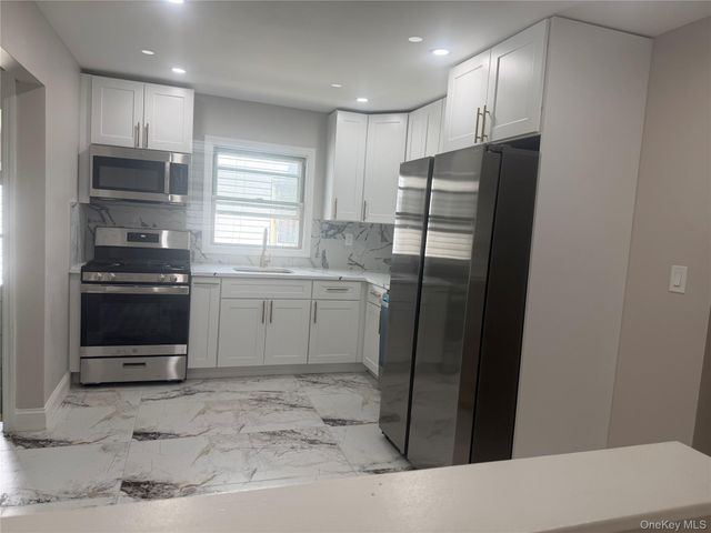 178-41 146th Terrace, Jamaica, NY 11434