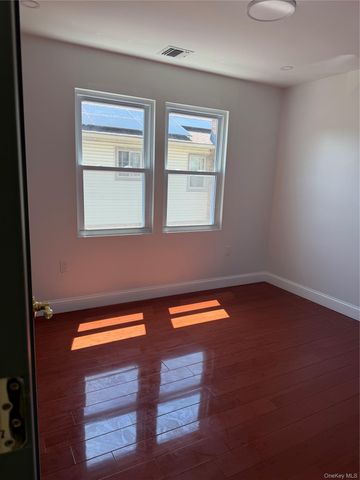 178-41 146th Terrace, Jamaica, NY 11434