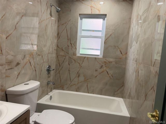 178-41 146th Terrace, Jamaica, NY 11434