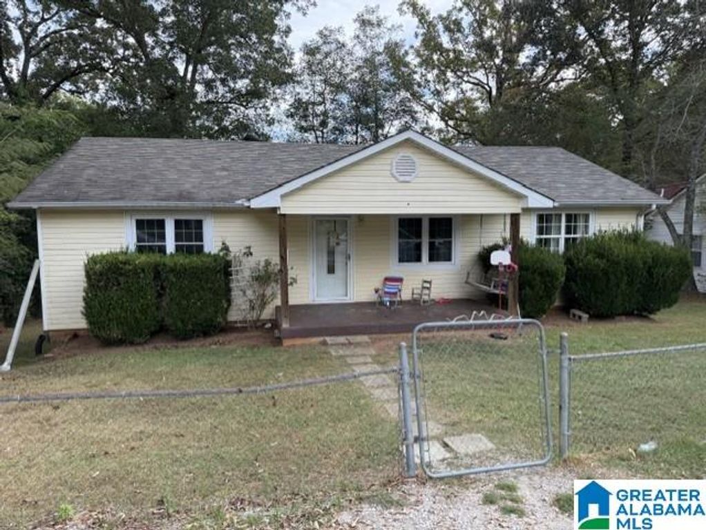 297 STRICKLAND DRIVE, Woodstock, AL 35188