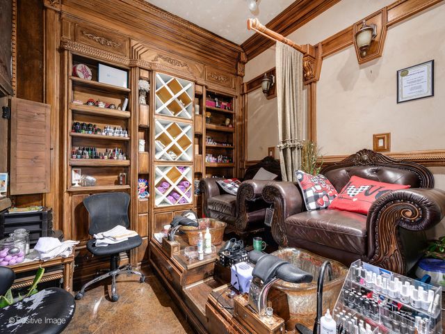 7162 W GRAND Avenue 1EW, Chicago, IL 60707