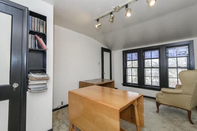 122 S Grand AVENUE, Waukesha, WI 53186