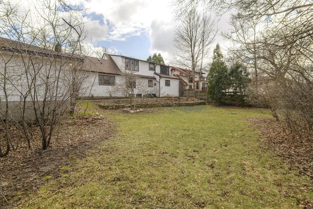 122 S Grand AVENUE, Waukesha, WI 53186