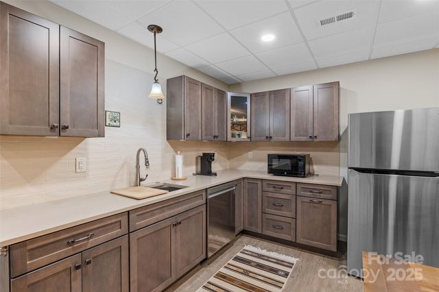 249 Pine Mountain Trail, Brevard, NC 28712