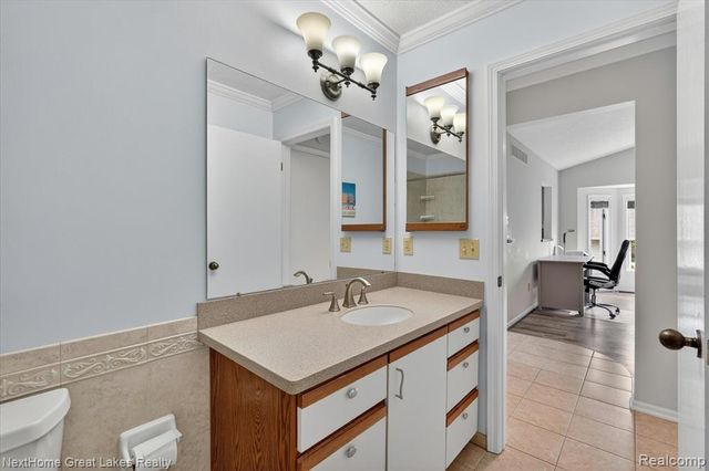 7475 Country Meadow Drive, Swartz Creek, MI 48473
