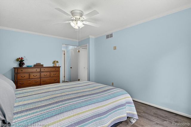 7475 Country Meadow Drive, Swartz Creek, MI 48473