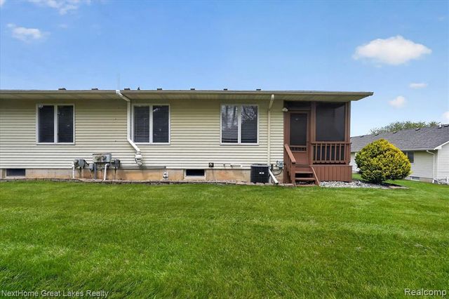 7475 Country Meadow Drive, Swartz Creek, MI 48473